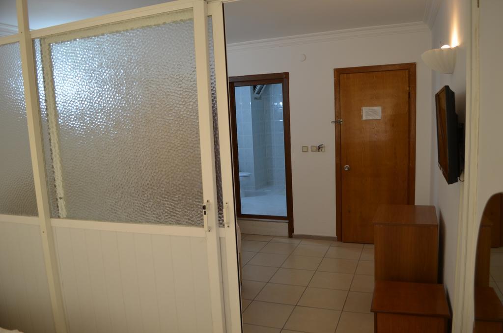 Hotel Prens Yildiz Айвалык Экстерьер фото