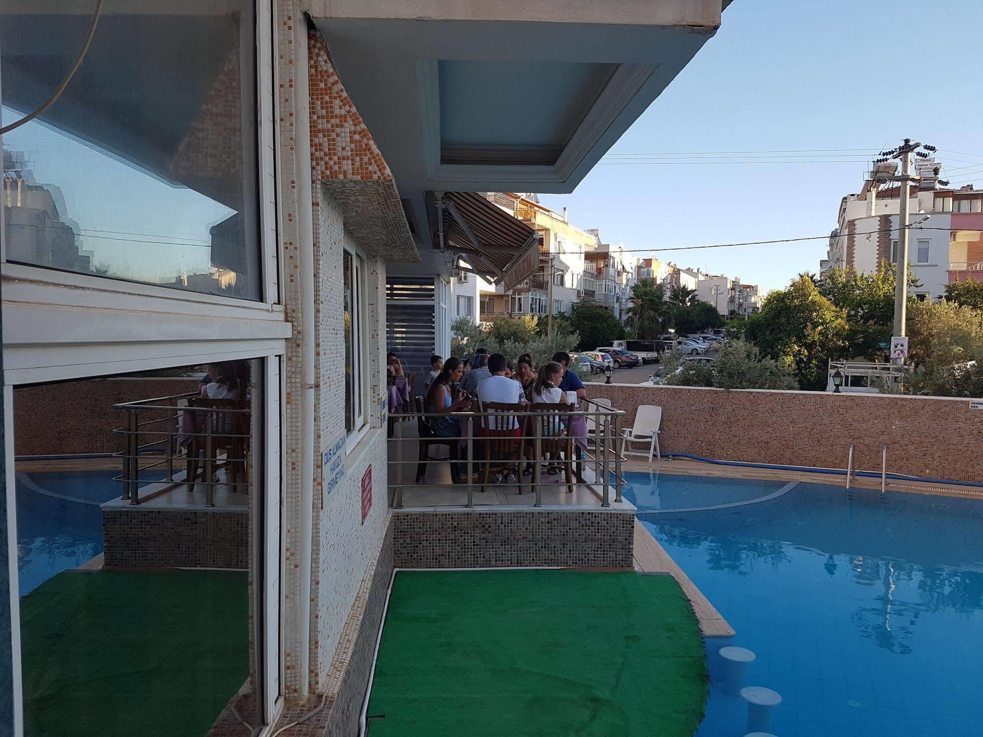 Hotel Prens Yildiz Айвалык Экстерьер фото