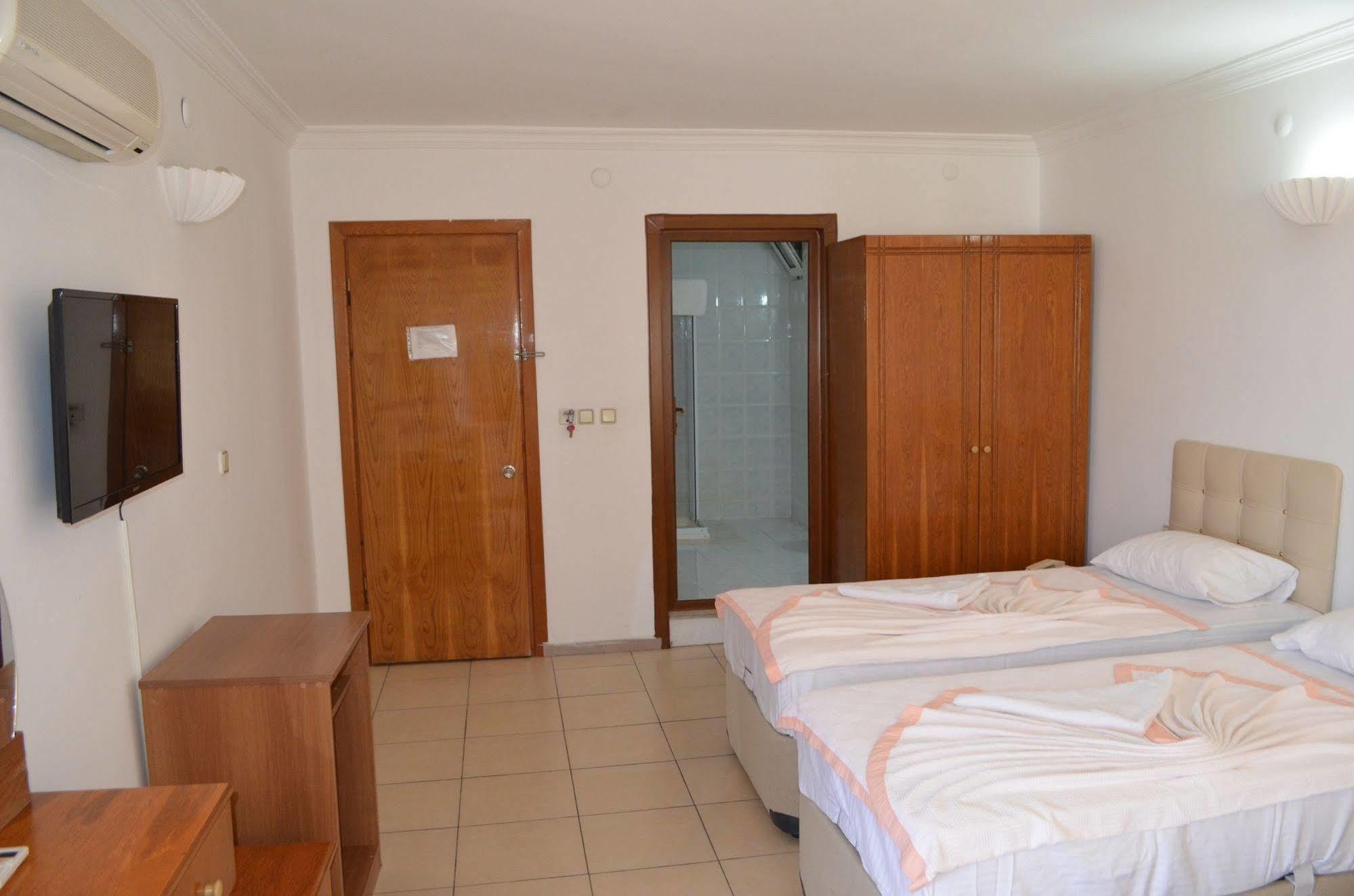 Hotel Prens Yildiz Айвалык Экстерьер фото