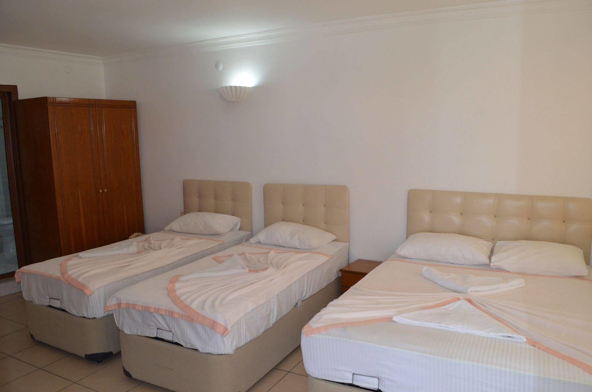 Hotel Prens Yildiz Айвалык Экстерьер фото